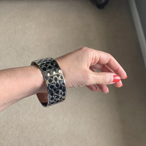 🔥Coach black enamel bracelet🔥 - Picture 2 of 2